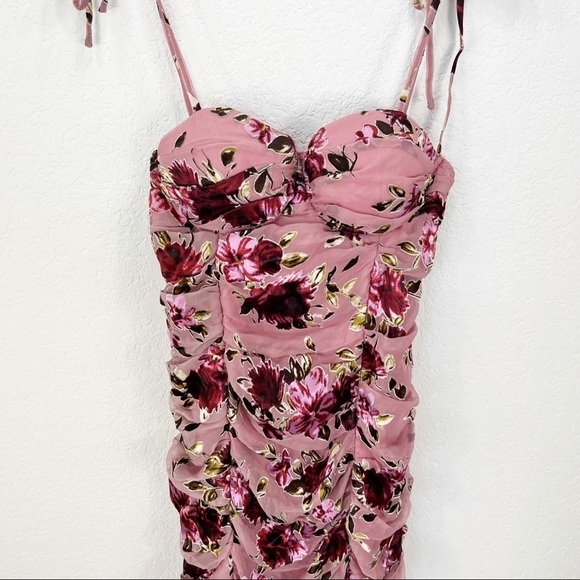 LPA Ruched Dress With Ties in Roses On
Roses Pink Floral Revolve Size Small S - Picture 4 of 9